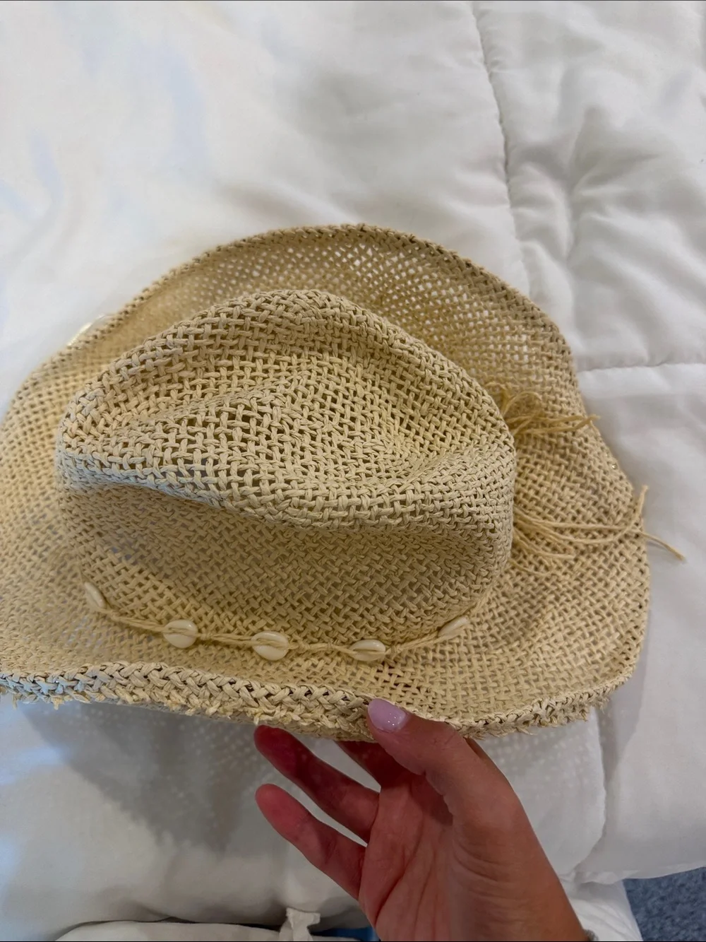 American Eagle Outfitters Natural Straw Cowgirl Hat with Shell Band